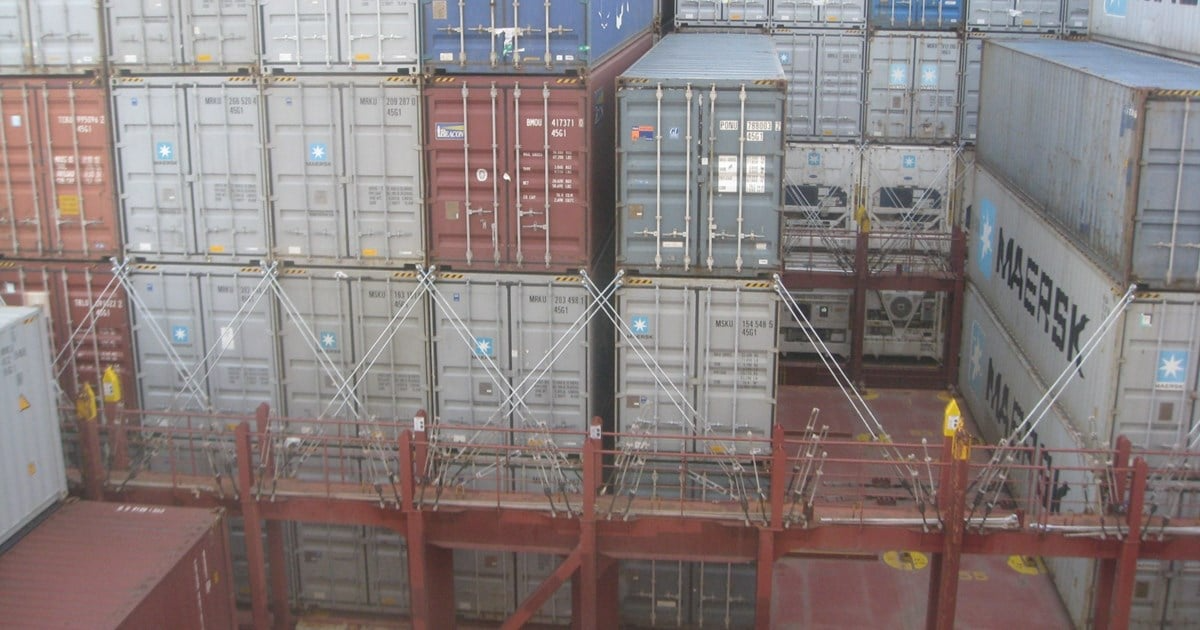MacGregor external lashing system